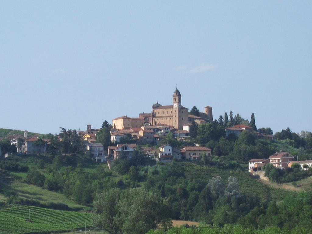 Agriturismo La Mussia Castelnuovo  Exterior photo