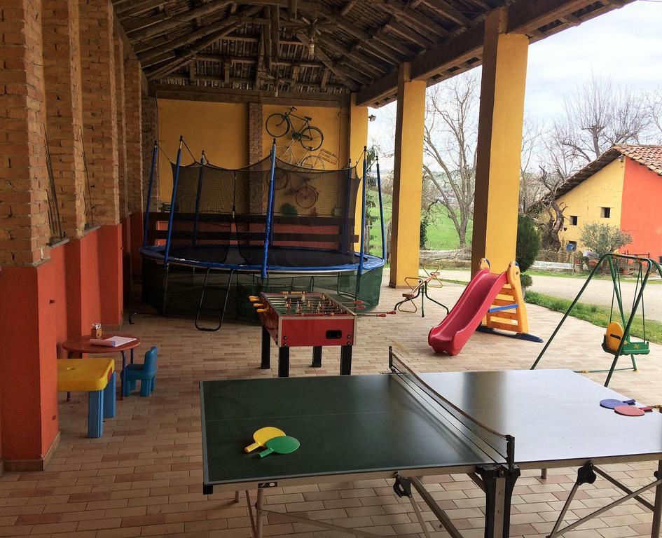 Agriturismo La Mussia Castelnuovo  Exterior photo
